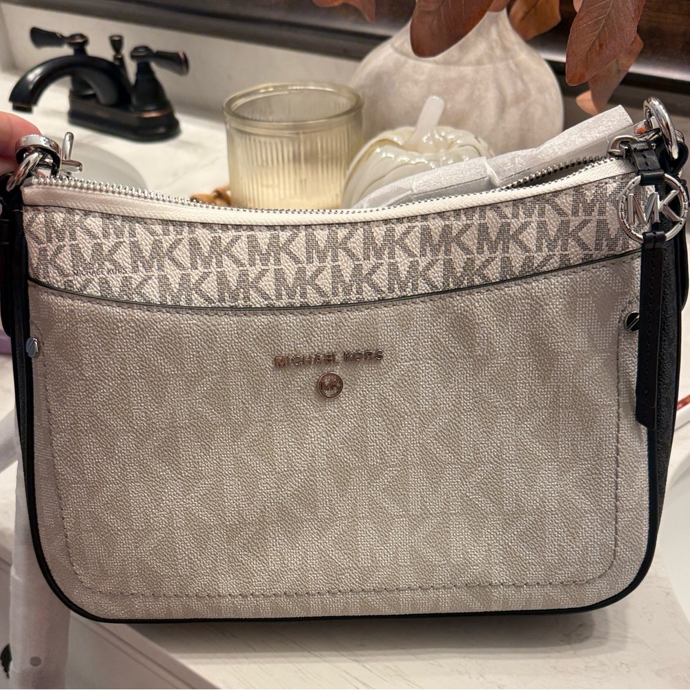 Michael Kors Jet Set Medium Crossbody